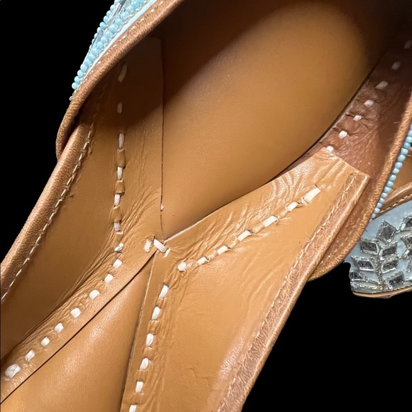 Traditional Handmade mirror work Punjabi Jutti ( US size 7 to 9 available) - Picture 4 of 5